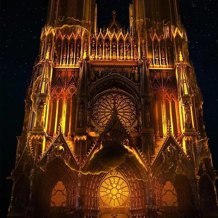 Lägenhet Le Coeur De Reims, La Mairie Et Le Boulingrin *
